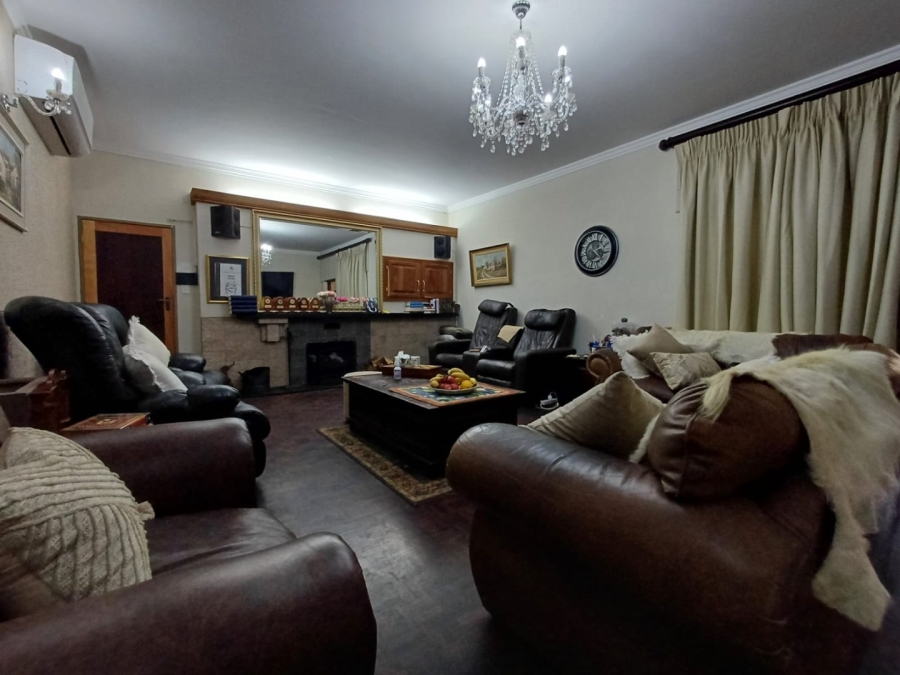 4 Bedroom Property for Sale in Stilfontein Ext 4 North West